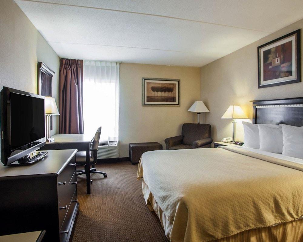 Quality Inn Aurora - Naperville Area Exteriör bild